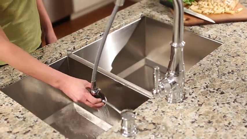 Moen Brantford Spot Resist Stainless Motionsense Two-Sensor